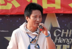 娱乐圈吃瓜导演,揭秘“吃瓜导演”背后的故事